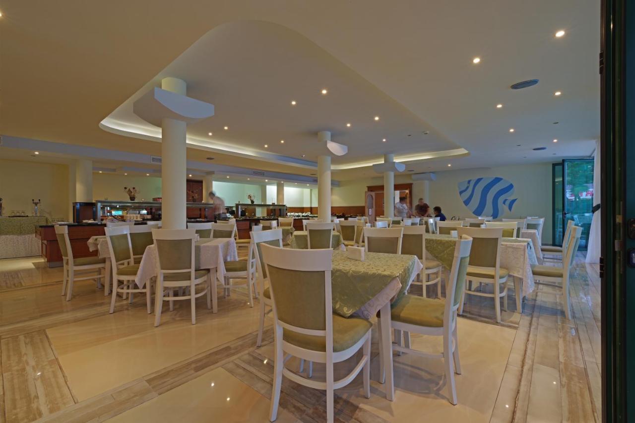 Perla Plaza Hotel Primorsko Esterno foto