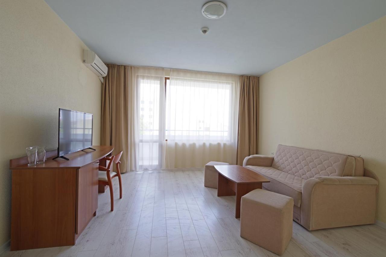 Perla Plaza Hotel Primorsko Esterno foto