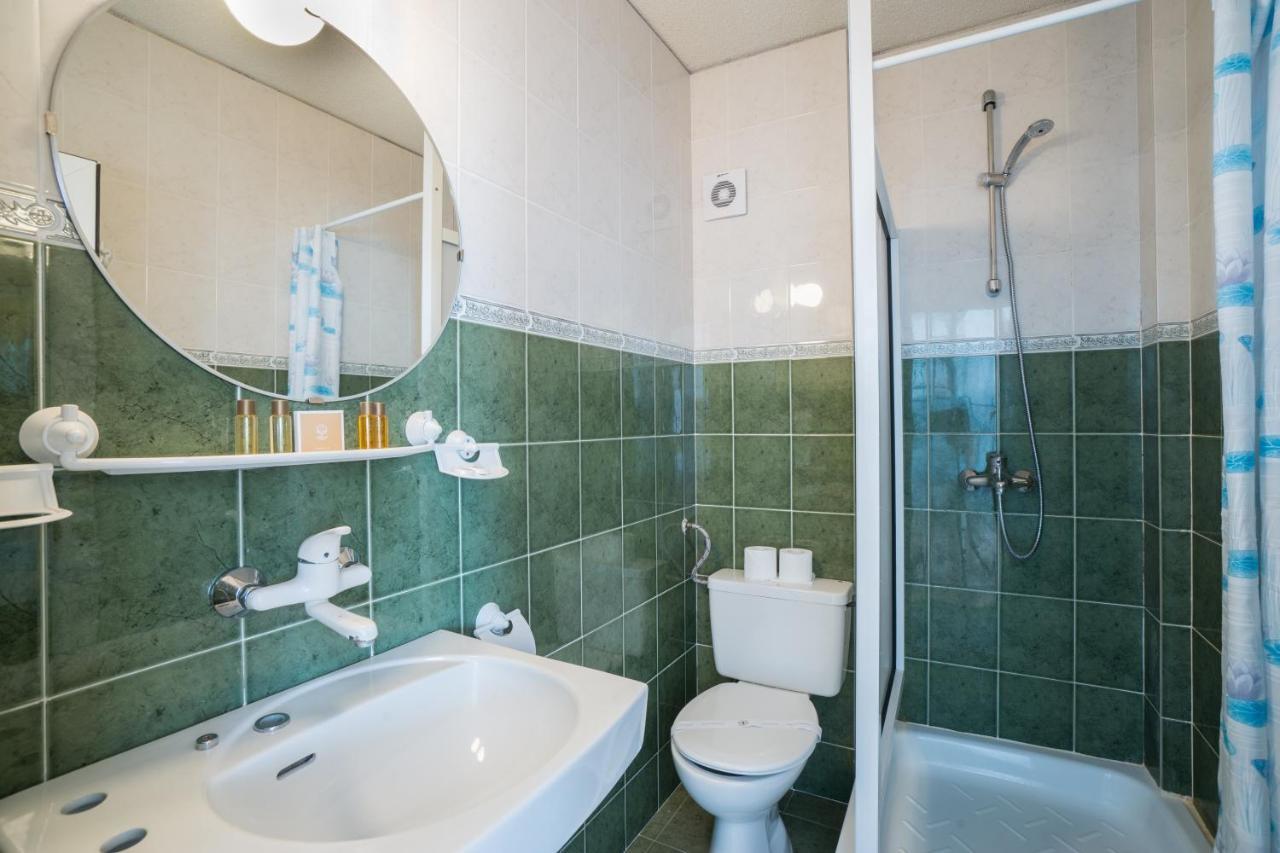 Perla Plaza Hotel Primorsko Esterno foto