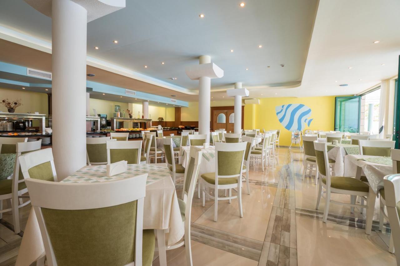 Perla Plaza Hotel Primorsko Esterno foto