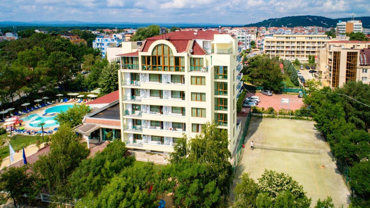Perla Plaza Hotel Primorsko Esterno foto